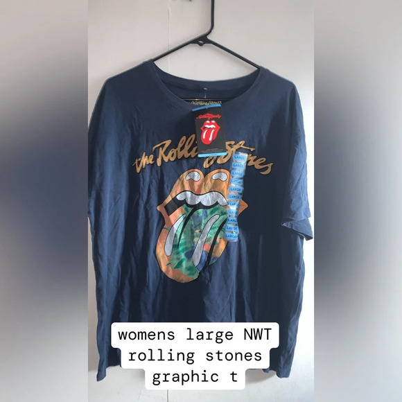 Tops - womens size large rolling stones NWT graphic t
